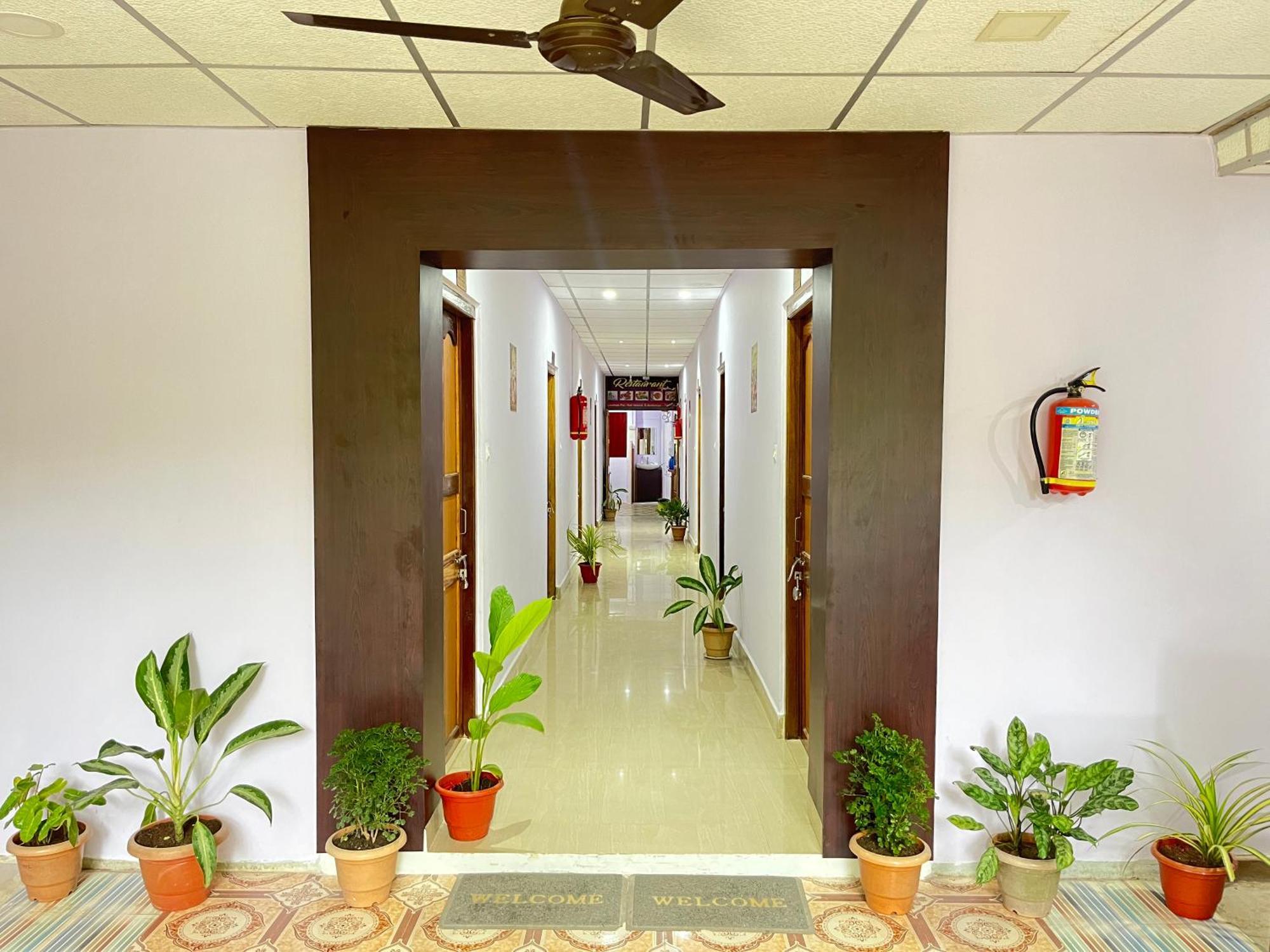 Hotel Purnima Residency Lakshmanpur Exterior foto